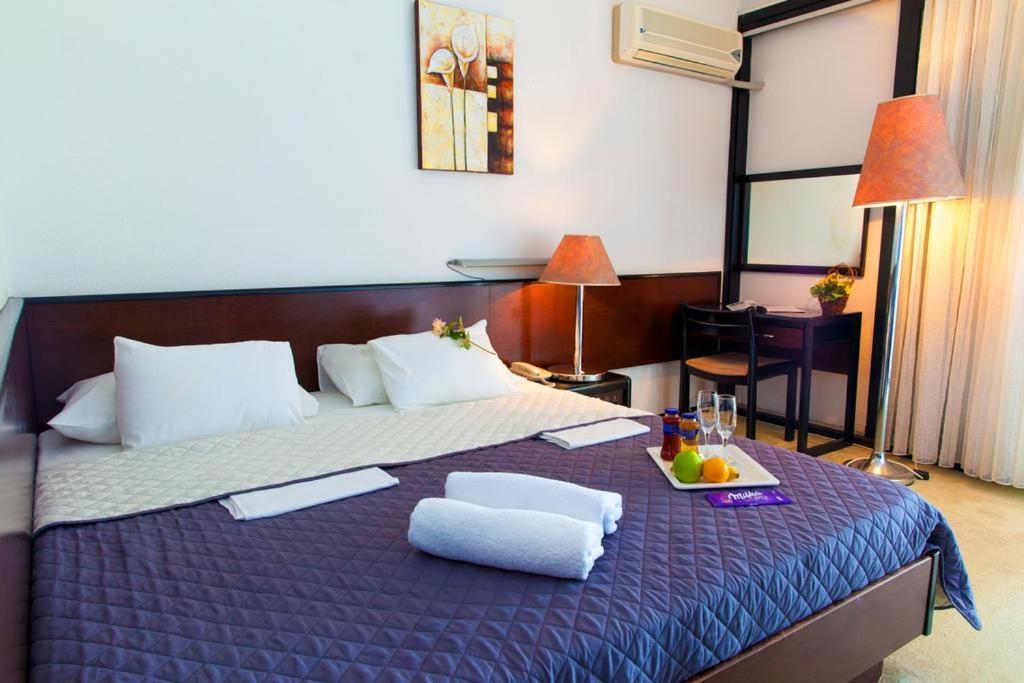 Corpus A - Hotel Albatros Улцин Екстериор снимка